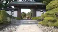 乗運寺の山門・神門