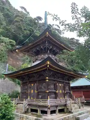 那古寺の塔