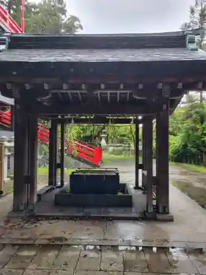 八幡朝見神社の手水舎