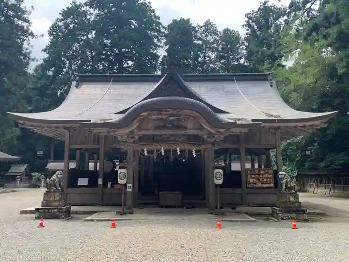 伊和神社の本殿・本堂
