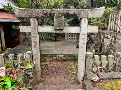 水神神社の鳥居