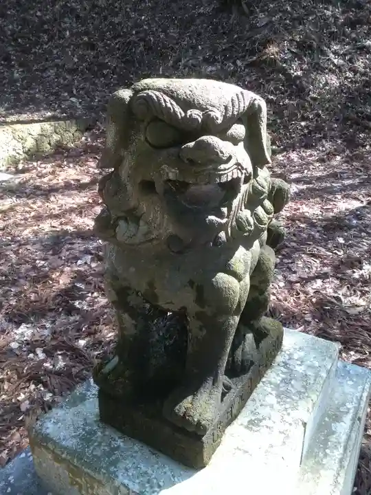 熊野神社の狛犬