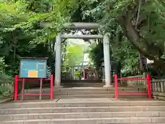 赤堤六所神社の鳥居