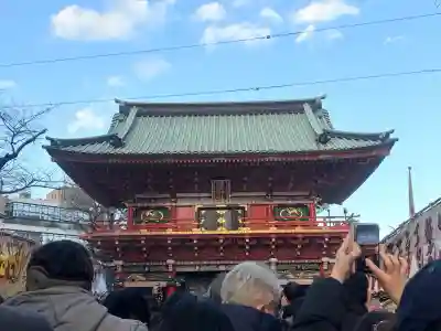 神田神社（神田明神）の{uncategorized: "未分類", other: "その他", undefined: "問題あり", building: "その他建物", grave: "お墓", sacred_gate: "鳥居", guardian: "狛犬", statue: "像", buddha: "仏像", history: "歴史", nature: "自然", garden: "庭園", animal: "動物", pagoda: "塔", temizu: "手水舎", mountain_gate: "山門・神門", sanctuary: "本殿・本堂", subordinate: "末社・摂社", art: "芸術", scenery: "景色", jizo: "地蔵", ema: "絵馬", goshuin: "御朱印", omikuji: "おみくじ", items: "授与品その他", amulet: "お守り", goshuincho: "御朱印帳", eats: "食事", festival: "お祭り", votive_dance: "神楽", shichigosan: "七五三参", wedding: "結婚式", experience: "体験その他", initially: "初詣", around: "周辺", anti_infection: "感染症対策"}