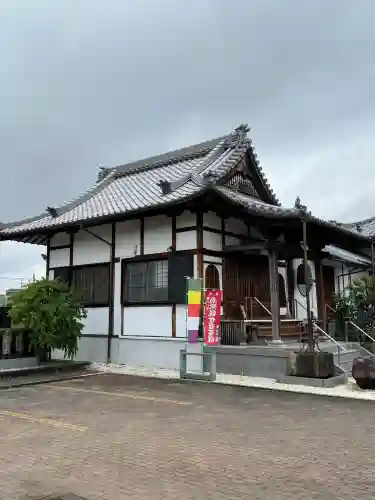 陽岳寺の{uncategorized: "未分類", other: "その他", undefined: "問題あり", building: "その他建物", grave: "お墓", sacred_gate: "鳥居", guardian: "狛犬", statue: "像", buddha: "仏像", history: "歴史", nature: "自然", garden: "庭園", animal: "動物", pagoda: "塔", temizu: "手水舎", mountain_gate: "山門・神門", sanctuary: "本殿・本堂", subordinate: "末社・摂社", art: "芸術", scenery: "景色", jizo: "地蔵", ema: "絵馬", goshuin: "御朱印", omikuji: "おみくじ", items: "授与品その他", amulet: "お守り", goshuincho: "御朱印帳", eats: "食事", festival: "お祭り", votive_dance: "神楽", shichigosan: "七五三参", wedding: "結婚式", experience: "体験その他", initially: "初詣", around: "周辺", anti_infection: "感染症対策"}
