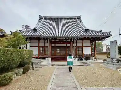 信光寺の本殿・本堂