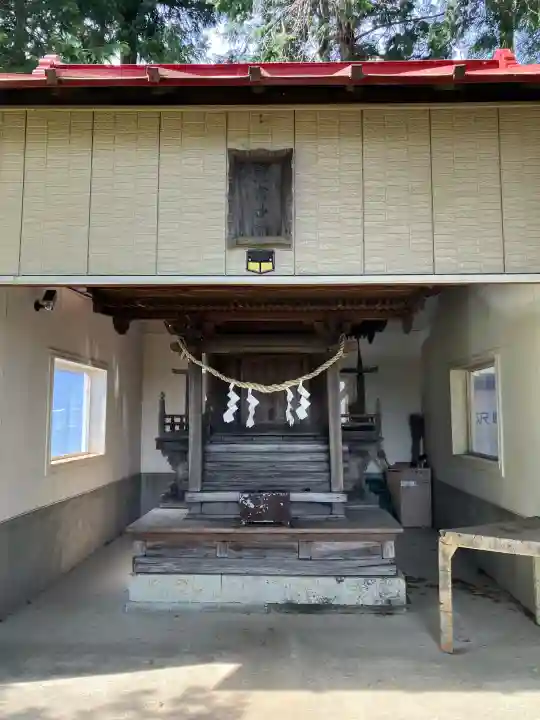 野沢町星宮神社の{uncategorized: "未分類", other: "その他", undefined: "問題あり", building: "その他建物", grave: "お墓", sacred_gate: "鳥居", guardian: "狛犬", statue: "像", buddha: "仏像", history: "歴史", nature: "自然", garden: "庭園", animal: "動物", pagoda: "塔", temizu: "手水舎", mountain_gate: "山門・神門", sanctuary: "本殿・本堂", subordinate: "末社・摂社", art: "芸術", scenery: "景色", jizo: "地蔵", ema: "絵馬", goshuin: "御朱印", omikuji: "おみくじ", items: "授与品その他", amulet: "お守り", goshuincho: "御朱印帳", eats: "食事", festival: "お祭り", votive_dance: "神楽", shichigosan: "七五三参", wedding: "結婚式", experience: "体験その他", initially: "初詣", around: "周辺", anti_infection: "感染症対策"}