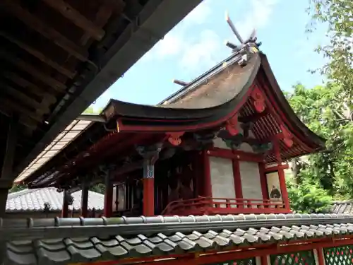 片埜神社の本殿