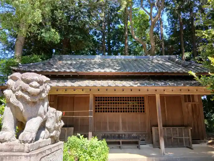 八幡社の{uncategorized: "未分類", other: "その他", undefined: "問題あり", building: "その他建物", grave: "お墓", sacred_gate: "鳥居", guardian: "狛犬", statue: "像", buddha: "仏像", history: "歴史", nature: "自然", garden: "庭園", animal: "動物", pagoda: "塔", temizu: "手水舎", mountain_gate: "山門・神門", sanctuary: "本殿・本堂", subordinate: "末社・摂社", art: "芸術", scenery: "景色", jizo: "地蔵", ema: "絵馬", goshuin: "御朱印", omikuji: "おみくじ", items: "授与品その他", amulet: "お守り", goshuincho: "御朱印帳", eats: "食事", festival: "お祭り", votive_dance: "神楽", shichigosan: "七五三参", wedding: "結婚式", experience: "体験その他", initially: "初詣", around: "周辺", anti_infection: "感染症対策"}