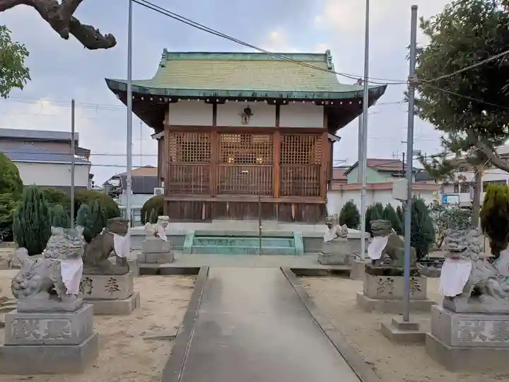 八幡神社の本殿・本堂