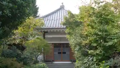 定泉寺の本殿・本堂