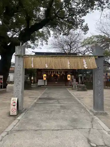 現人神社の{uncategorized: "未分類", other: "その他", undefined: "問題あり", building: "その他建物", grave: "お墓", sacred_gate: "鳥居", guardian: "狛犬", statue: "像", buddha: "仏像", history: "歴史", nature: "自然", garden: "庭園", animal: "動物", pagoda: "塔", temizu: "手水舎", mountain_gate: "山門・神門", sanctuary: "本殿・本堂", subordinate: "末社・摂社", art: "芸術", scenery: "景色", jizo: "地蔵", ema: "絵馬", goshuin: "御朱印", omikuji: "おみくじ", items: "授与品その他", amulet: "お守り", goshuincho: "御朱印帳", eats: "食事", festival: "お祭り", votive_dance: "神楽", shichigosan: "七五三参", wedding: "結婚式", experience: "体験その他", initially: "初詣", around: "周辺", anti_infection: "感染症対策"}