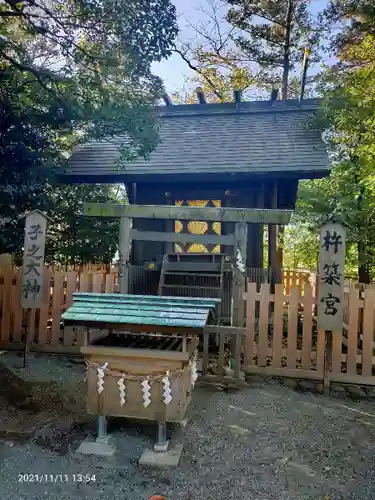 伊勢山皇大神宮の末社・摂社