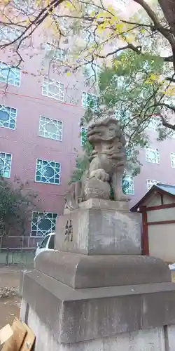 花園神社の狛犬