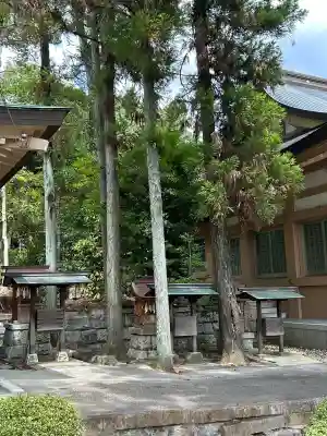 高牟神社(高針)の末社・摂社
