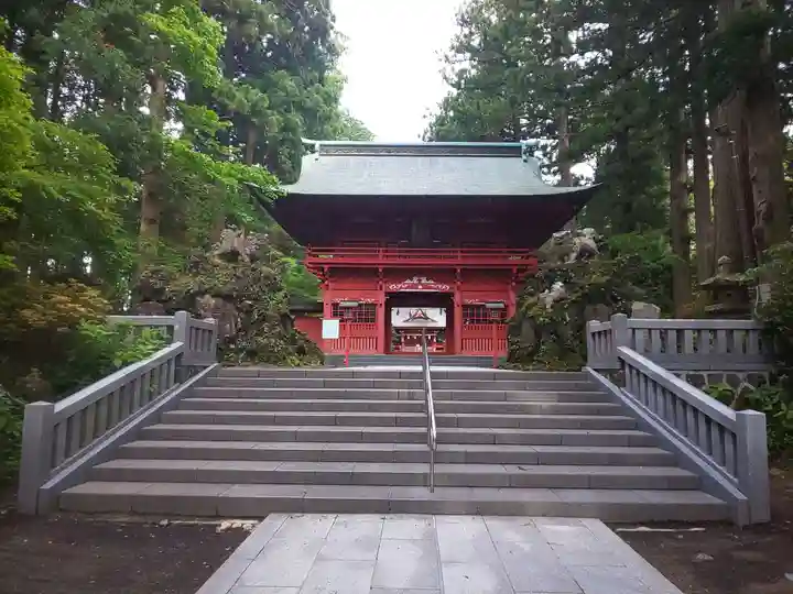 富士山東口本宮 冨士浅間神社の山門・神門