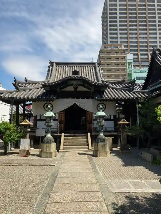 本興寺の本殿・本堂