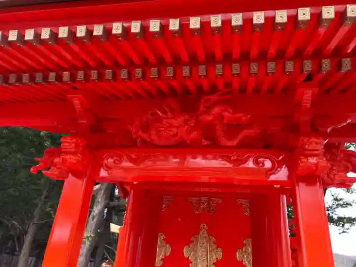 中嶋神社の庭園