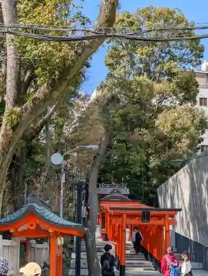 生田神社の{uncategorized: "未分類", other: "その他", undefined: "問題あり", building: "その他建物", grave: "お墓", sacred_gate: "鳥居", guardian: "狛犬", statue: "像", buddha: "仏像", history: "歴史", nature: "自然", garden: "庭園", animal: "動物", pagoda: "塔", temizu: "手水舎", mountain_gate: "山門・神門", sanctuary: "本殿・本堂", subordinate: "末社・摂社", art: "芸術", scenery: "景色", jizo: "地蔵", ema: "絵馬", goshuin: "御朱印", omikuji: "おみくじ", items: "授与品その他", amulet: "お守り", goshuincho: "御朱印帳", eats: "食事", festival: "お祭り", votive_dance: "神楽", shichigosan: "七五三参", wedding: "結婚式", experience: "体験その他", initially: "初詣", around: "周辺", anti_infection: "感染症対策"}