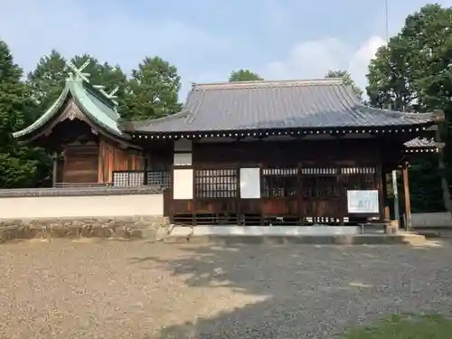 萩岡神社の本殿