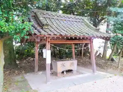 津島神社の手水舎