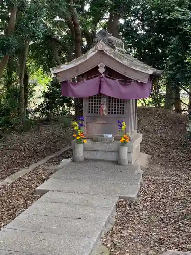 貴崎神社の末社・摂社