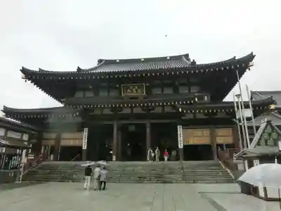 川崎大師（平間寺）の本殿・本堂