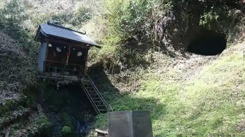 葉山神社の建物その他