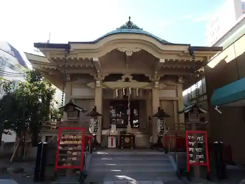 矢先稲荷神社の本殿・本堂