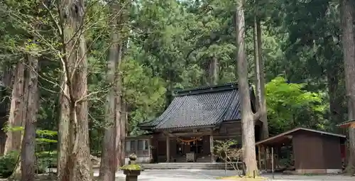 雄山神社中宮祈願殿(富山県)