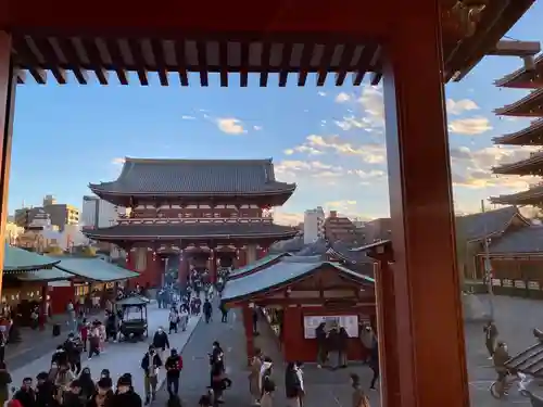 浅草寺の山門