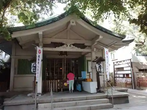 銀杏岡八幡神社の本殿・本堂