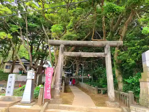 掘出神社の鳥居