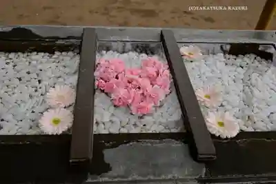 根岸八幡神社の手水舎