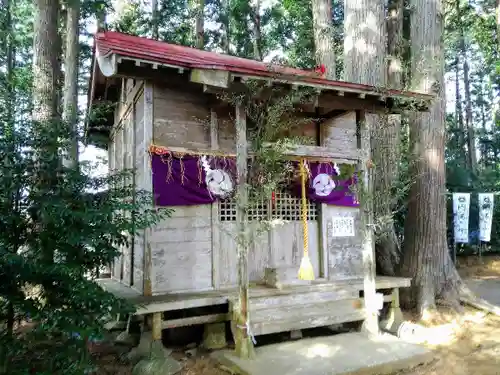 坪沼八幡神社の本殿