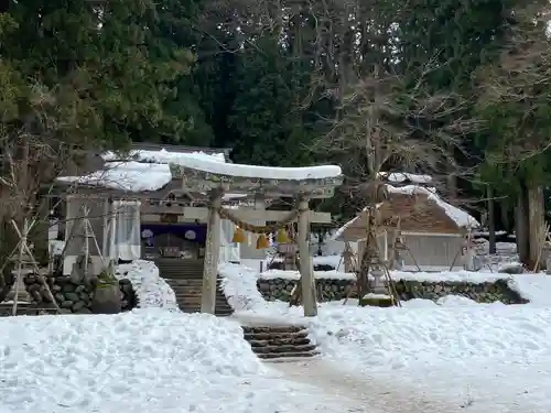 白川八幡神社の鳥居