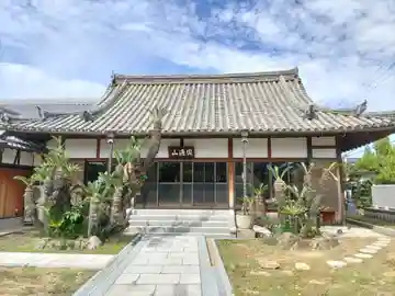 観音寺の本殿・本堂