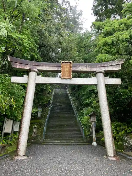 埴生護國八幡宮(富山県)