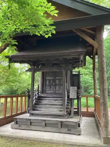 音更神社の末社