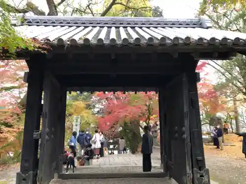 垂裕神社の山門・神門
