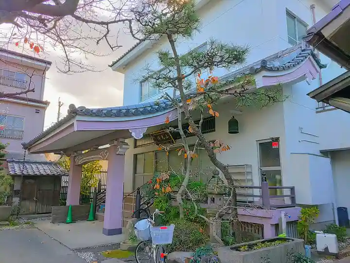 康正寺の本殿・本堂