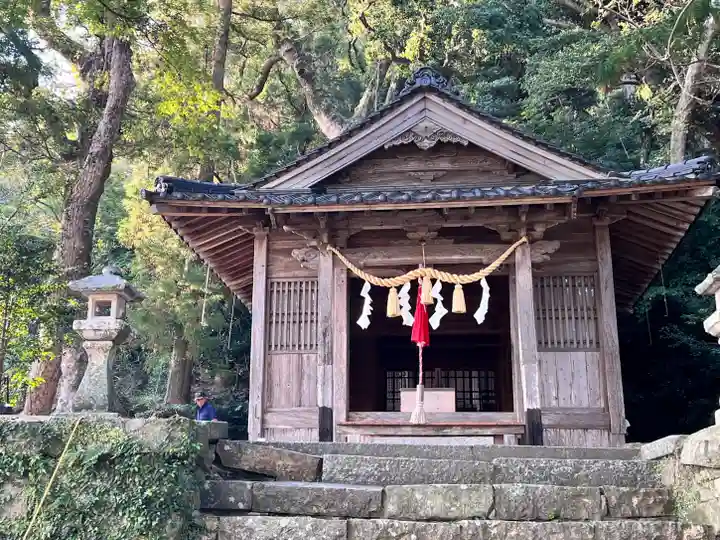 厳原八幡宮神社の末社・摂社