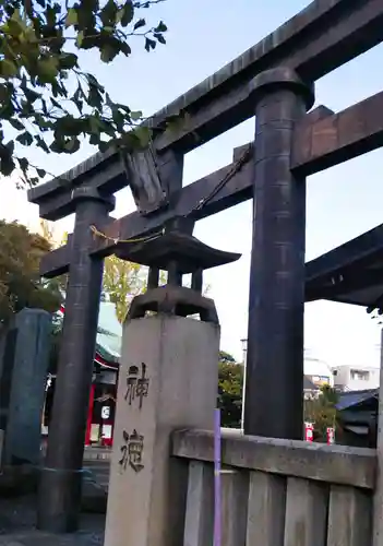 河原町稲荷神社の鳥居