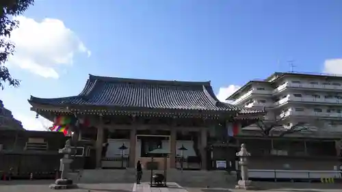 壬生寺の本殿・本堂