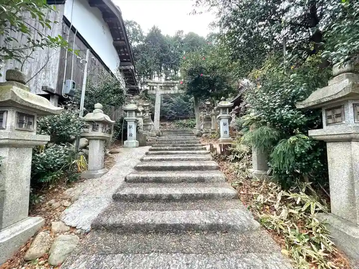 八坂八幡神社(滋賀県)