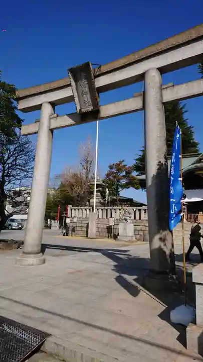 尾久八幡神社の鳥居