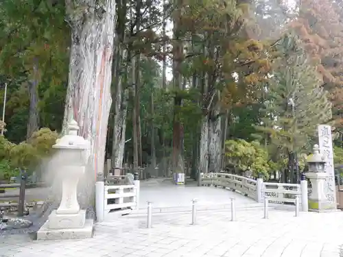 高野山金剛峯寺奥の院のその他建物