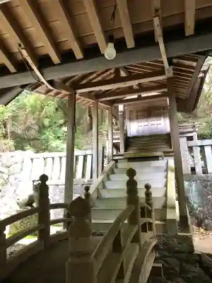 住吉神社の{uncategorized: "未分類", other: "その他", undefined: "問題あり", building: "その他建物", grave: "お墓", sacred_gate: "鳥居", guardian: "狛犬", statue: "像", buddha: "仏像", history: "歴史", nature: "自然", garden: "庭園", animal: "動物", pagoda: "塔", temizu: "手水舎", mountain_gate: "山門・神門", sanctuary: "本殿・本堂", subordinate: "末社・摂社", art: "芸術", scenery: "景色", jizo: "地蔵", ema: "絵馬", goshuin: "御朱印", omikuji: "おみくじ", items: "授与品その他", amulet: "お守り", goshuincho: "御朱印帳", eats: "食事", festival: "お祭り", votive_dance: "神楽", shichigosan: "七五三参", wedding: "結婚式", experience: "体験その他", initially: "初詣", around: "周辺", anti_infection: "感染症対策"}