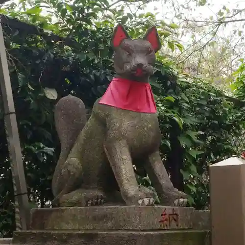 金丸稲荷神社の狛犬