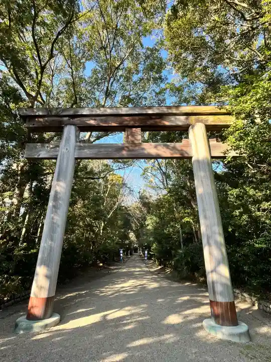 津八幡宮の{uncategorized: "未分類", other: "その他", undefined: "問題あり", building: "その他建物", grave: "お墓", sacred_gate: "鳥居", guardian: "狛犬", statue: "像", buddha: "仏像", history: "歴史", nature: "自然", garden: "庭園", animal: "動物", pagoda: "塔", temizu: "手水舎", mountain_gate: "山門・神門", sanctuary: "本殿・本堂", subordinate: "末社・摂社", art: "芸術", scenery: "景色", jizo: "地蔵", ema: "絵馬", goshuin: "御朱印", omikuji: "おみくじ", items: "授与品その他", amulet: "お守り", goshuincho: "御朱印帳", eats: "食事", festival: "お祭り", votive_dance: "神楽", shichigosan: "七五三参", wedding: "結婚式", experience: "体験その他", initially: "初詣", around: "周辺", anti_infection: "感染症対策"}